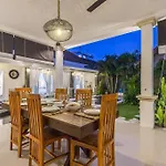 Central & Charming 3Bedr With Private Pool
